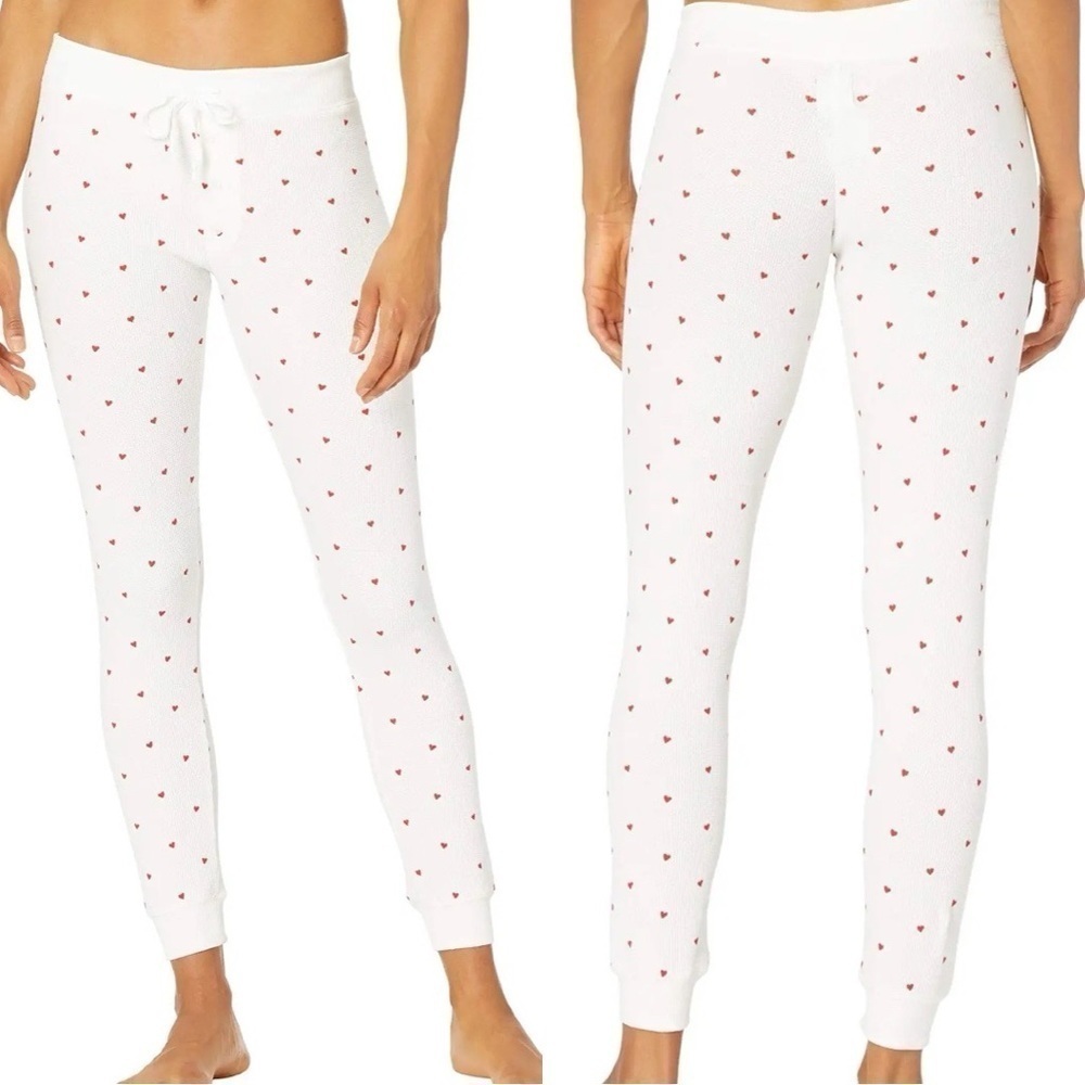 NWT PLUSH Revolve Thermal Heart Pajama + Scrunchie Set Sz XS - Picture 3 of 9